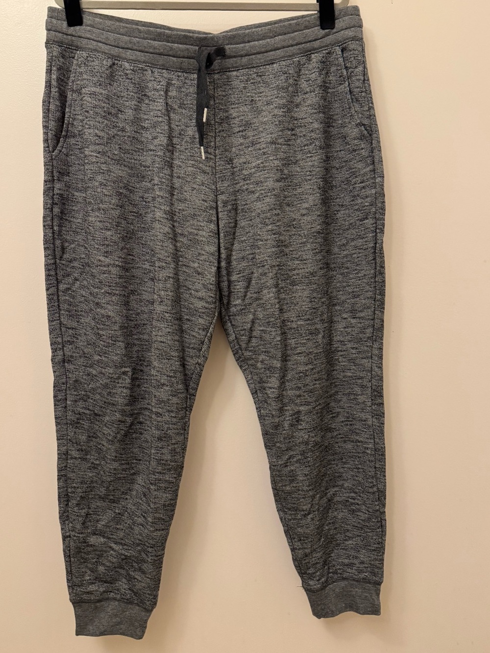 Old Navy gray heathered fleece joggers